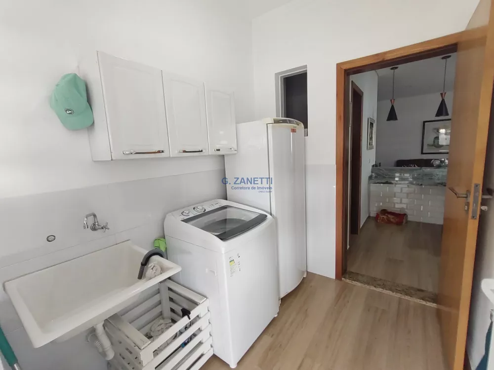 Casa à venda com 2 quartos, 100m² - Foto 4