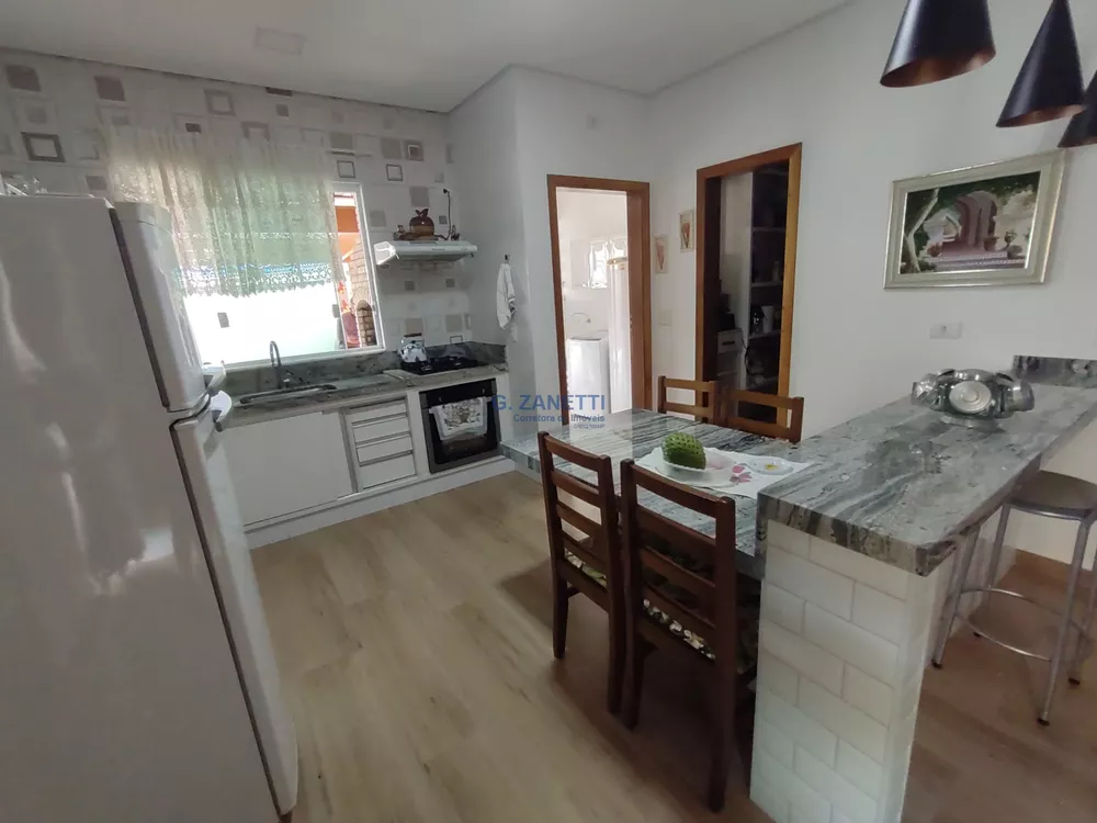 Casa à venda com 2 quartos, 100m² - Foto 12