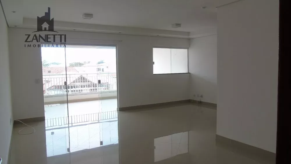 Apartamento à venda com 3 quartos, 126m² - Foto 1