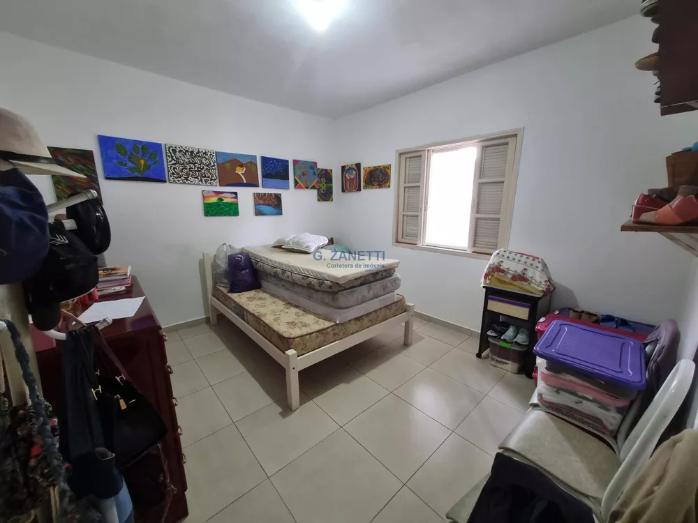 Casa à venda com 2 quartos, 161m² - Foto 4