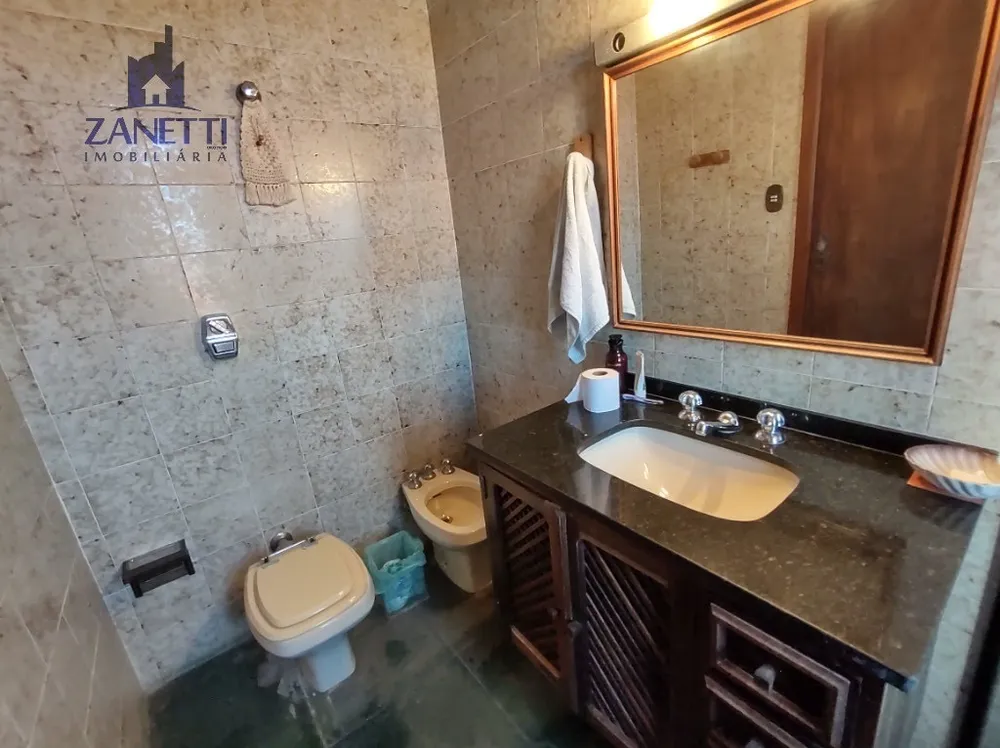 Sobrado, 6 quartos, 234 m² - Foto 2