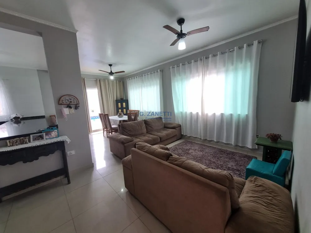 Casa, 3 quartos, 250 m² - Foto 9