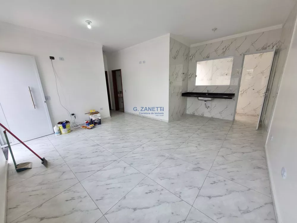 Casa à venda com 2 quartos, 62m² - Foto 3