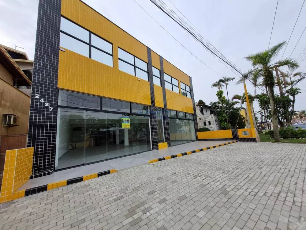 Depósito-Galpão-Armazém para alugar, 390m² - Foto 1