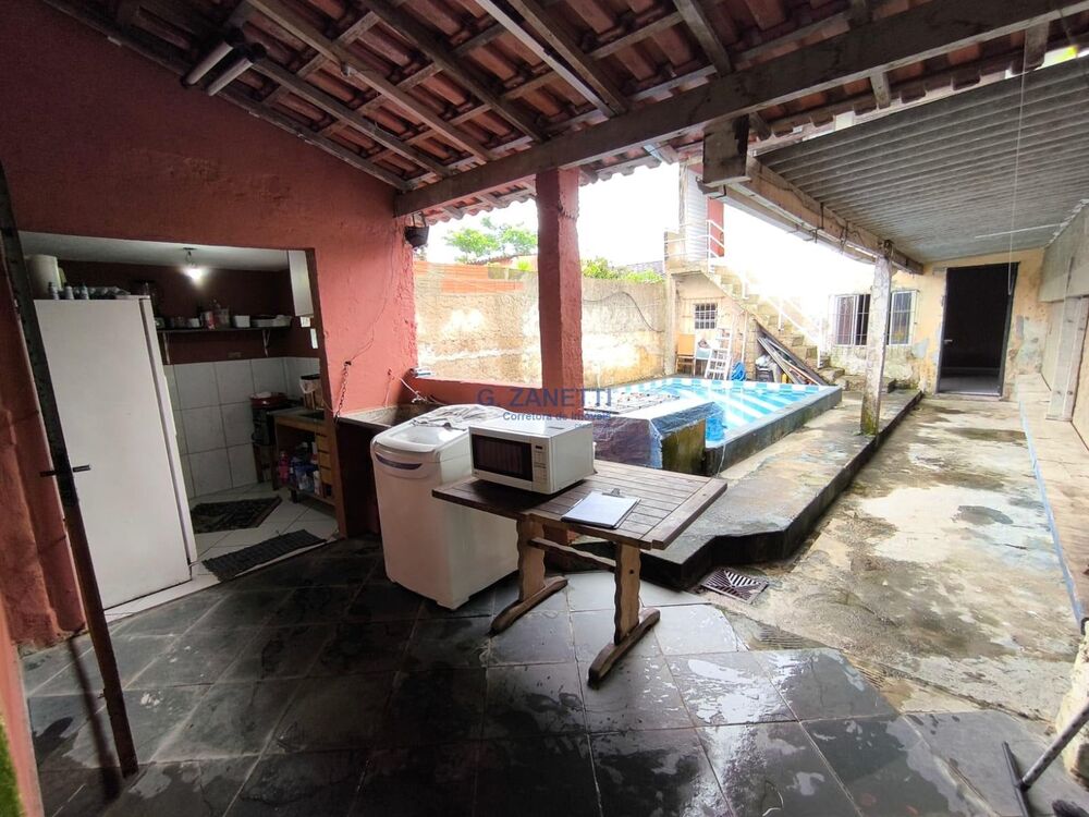 Casa à venda com 1 quarto, 57m² - Foto 1
