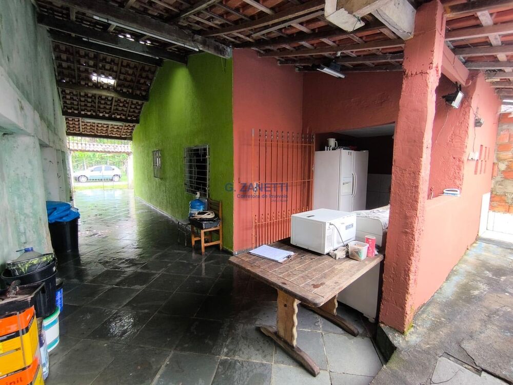 Casa à venda com 1 quarto, 57m² - Foto 3