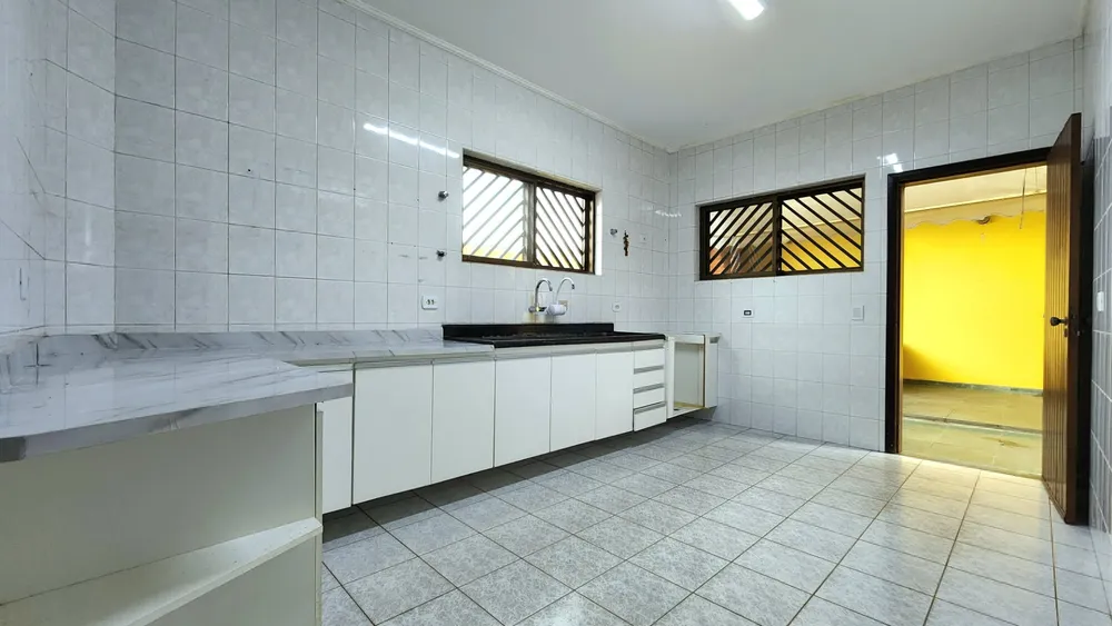 Casa, 4 quartos, 180 m² - Foto 8
