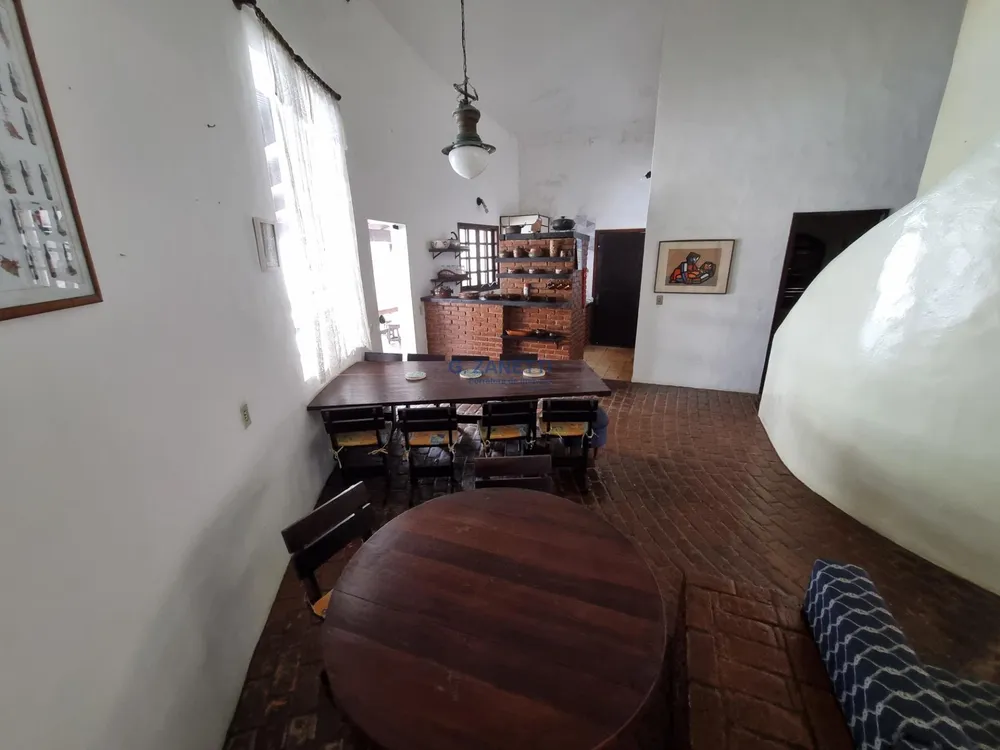 Casa, 7 quartos, 264 m² - Foto 3