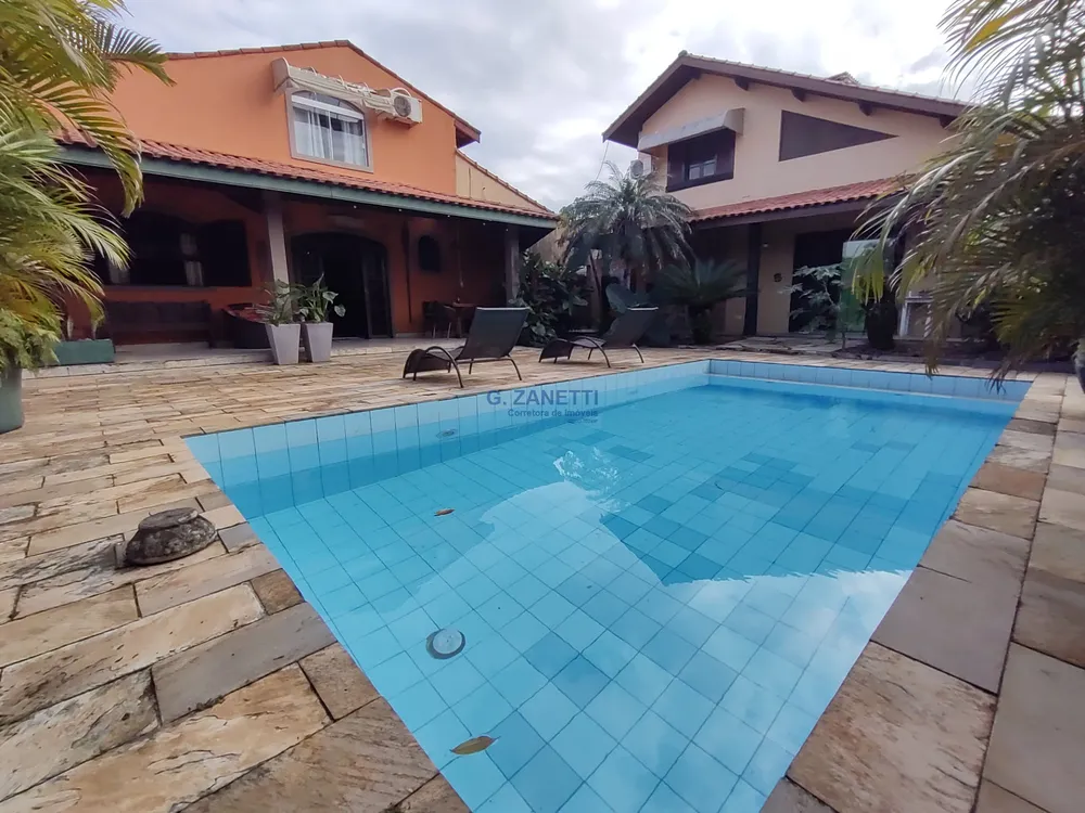 Sobrado, 6 quartos, 500 m² - Foto 1