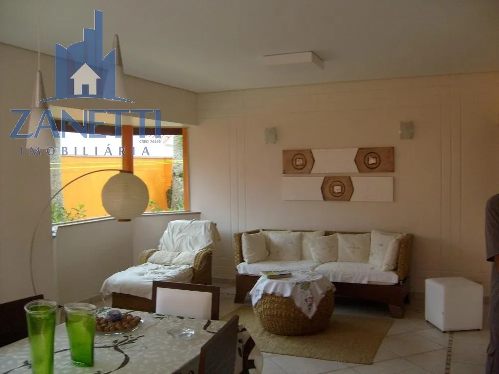 Sobrado, 3 quartos, 248 m² - Foto 3