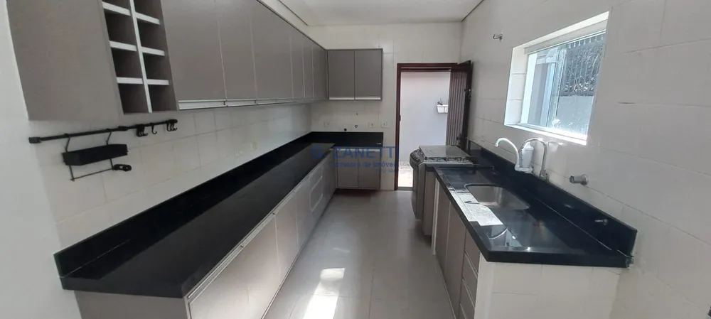 Casa, 3 quartos, 191 m² - Foto 6