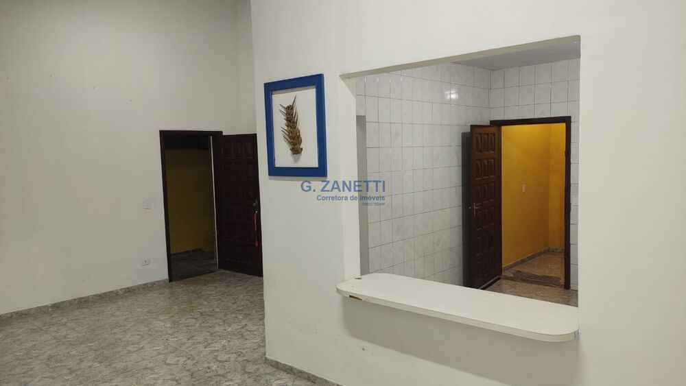 Casa à venda e aluguel com 3 quartos, 229m² - Foto 2