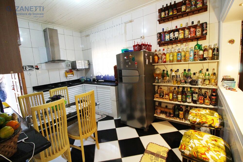 Casa, 4 quartos, 130 m² - Foto 4