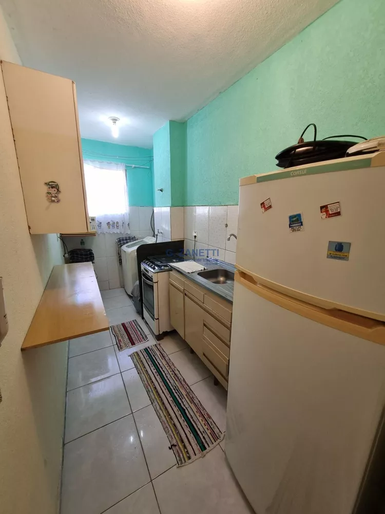 Apartamento à venda com 2 quartos, 63m² - Foto 2