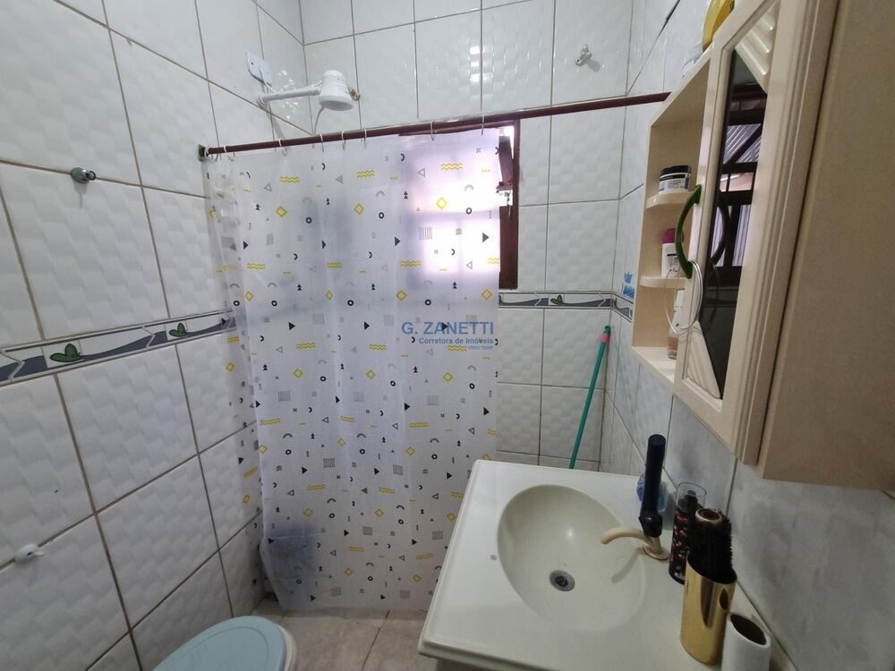 Casa à venda com 3 quartos, 140m² - Foto 4