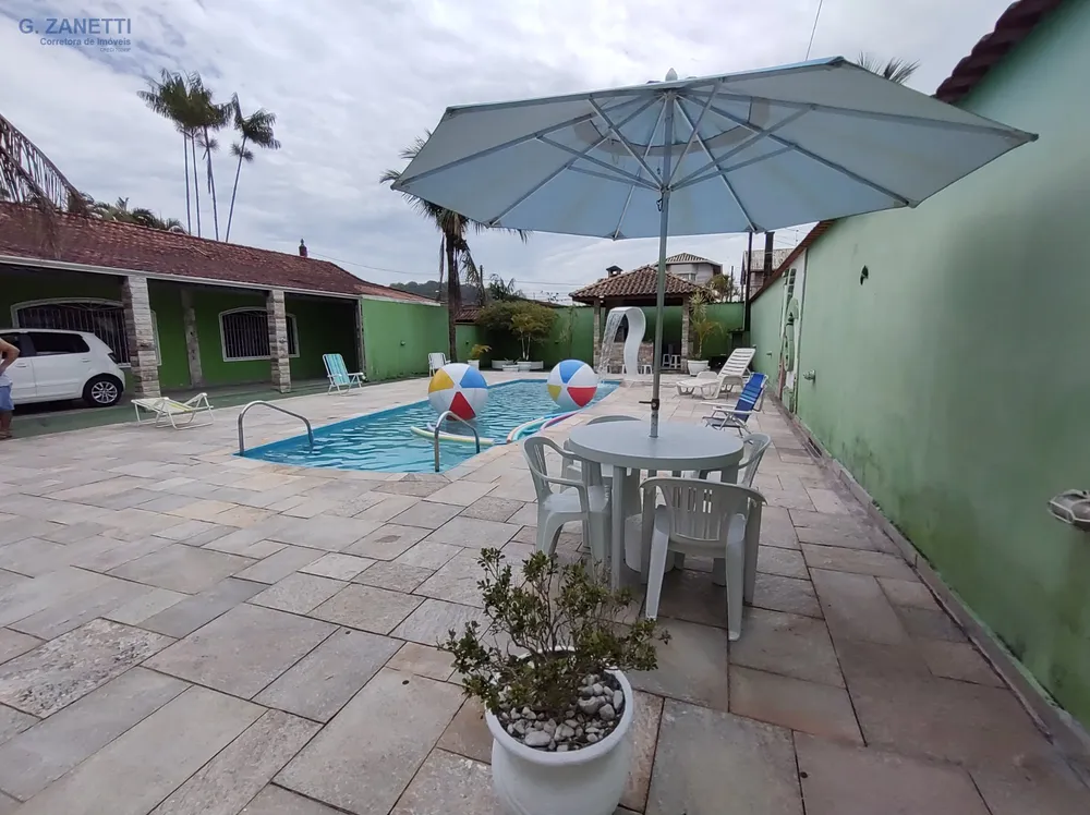Casa, 4 quartos, 250 m² - Foto 13