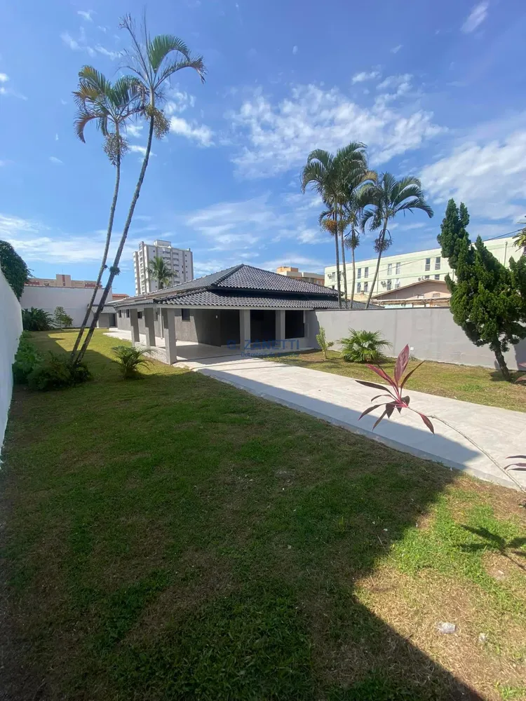 Casa, 4 quartos, 150 m² - Foto 1