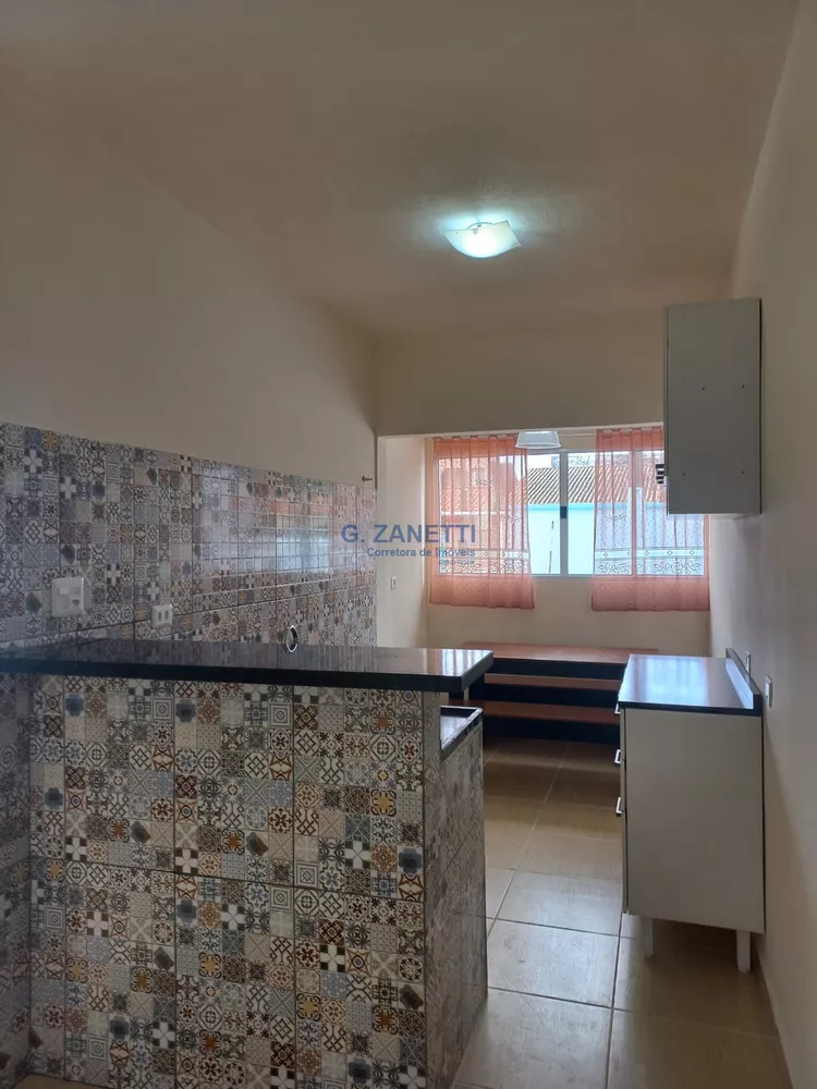 Casa à venda com 2 quartos, 80m² - Foto 4