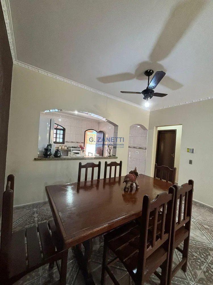 Casa, 4 quartos, 184 m² - Foto 9