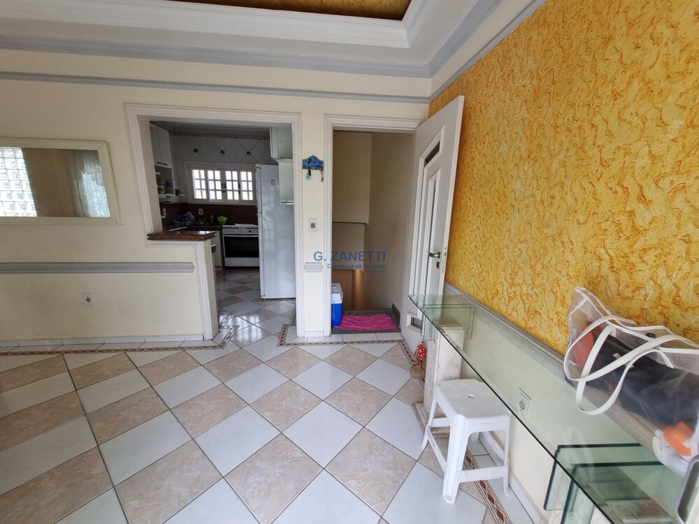 Apartamento à venda com 3 quartos, 90m² - Foto 1