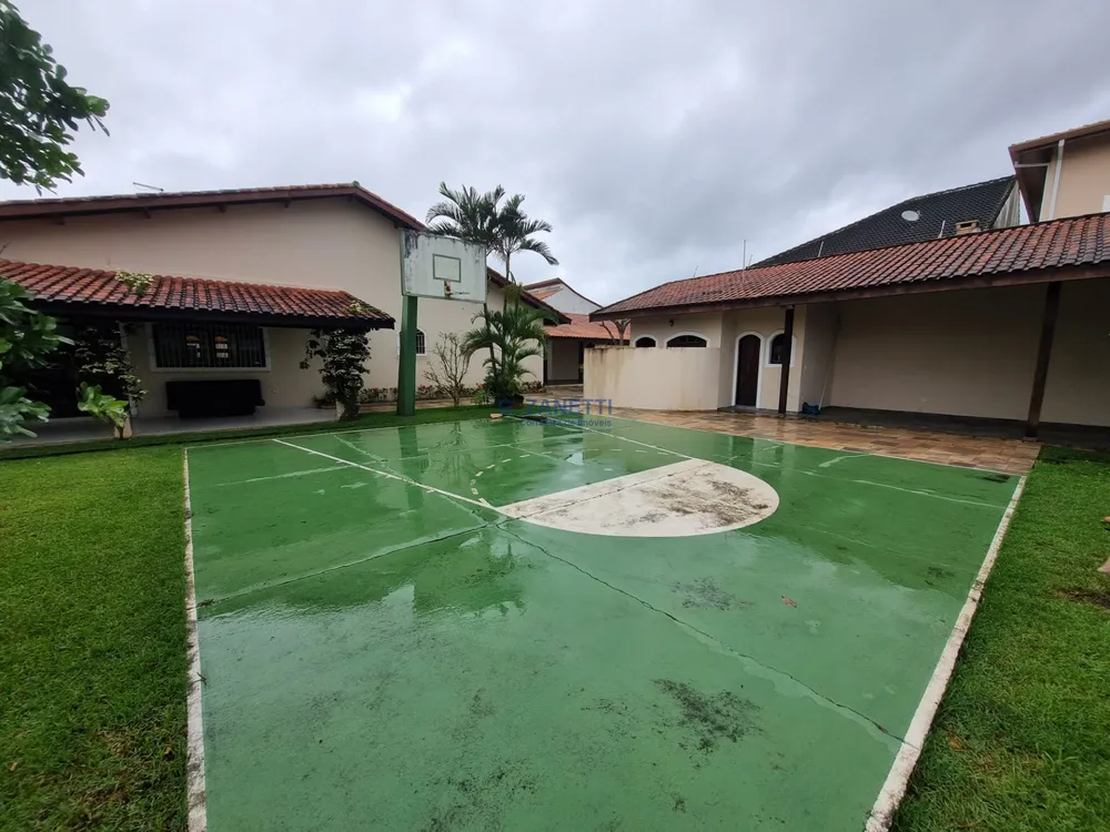 Casa, 6 quartos, 250 m² - Foto 3