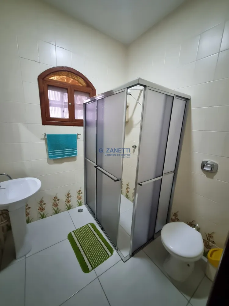 Casa, 6 quartos, 250 m² - Foto 2