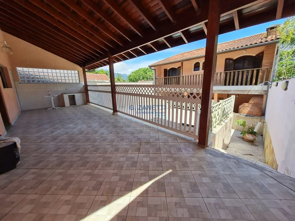 Casa, 5 quartos, 200 m² - Foto 12
