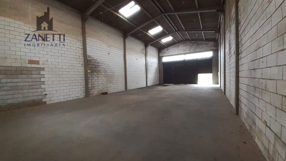 Depósito-Galpão-Armazém para alugar, 220m² - Foto 4