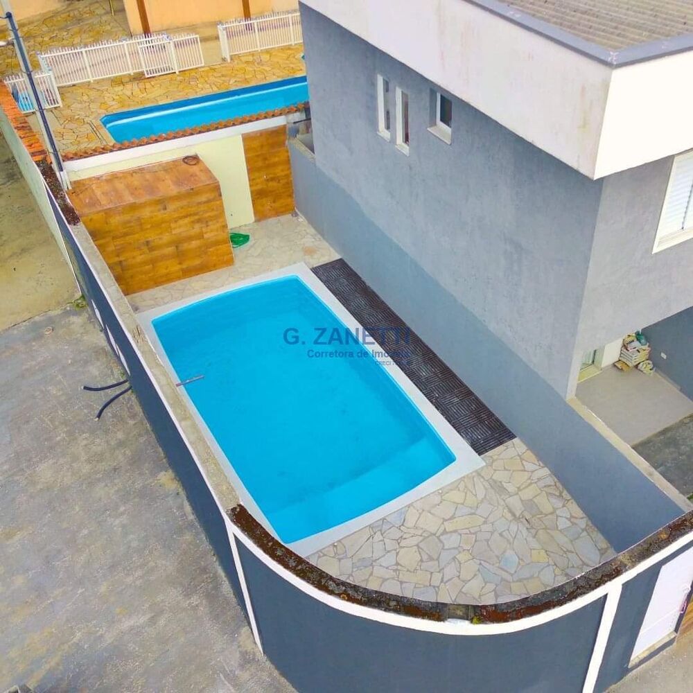 Casa à venda com 2 quartos, 53m² - Foto 4