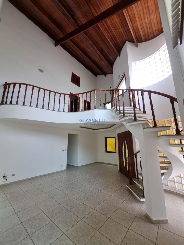 Casa, 4 quartos, 253 m² - Foto 2