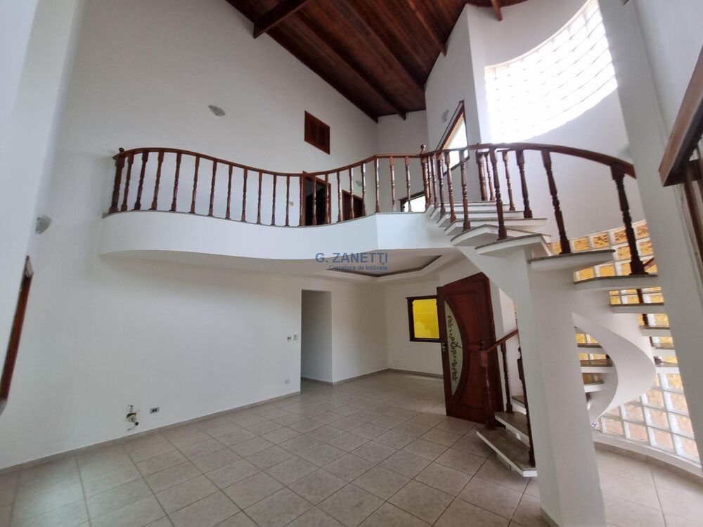 Casa, 4 quartos, 253 m² - Foto 3