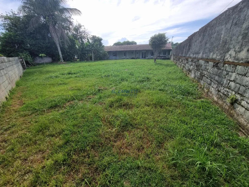 Casa, 6 quartos, 236 m² - Foto 2