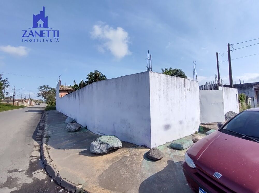 Casa à venda com 2 quartos, 300m² - Foto 1