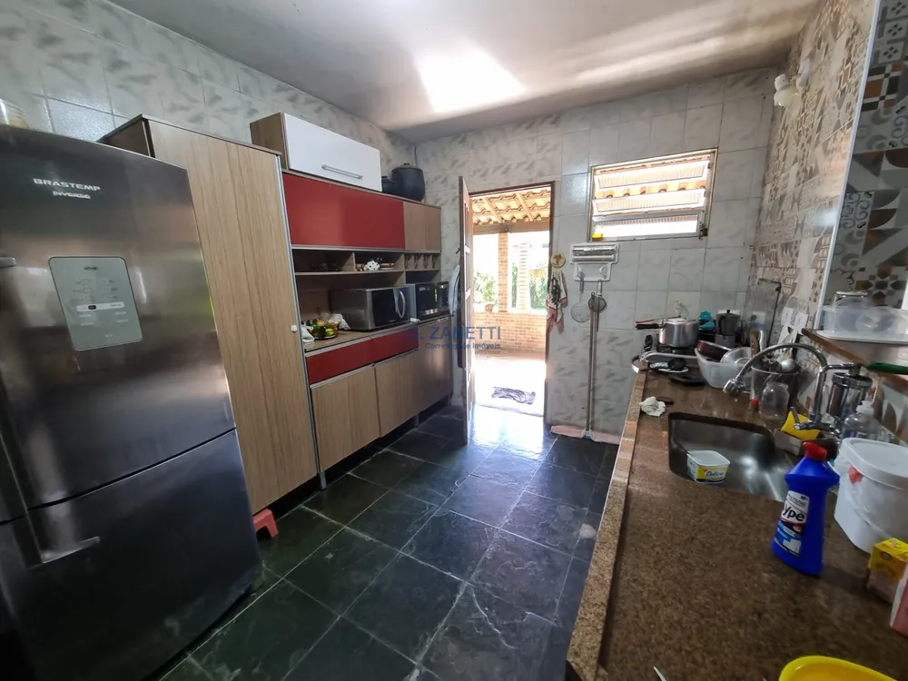 Sítio, 4 quartos, 1500 m² - Foto 7