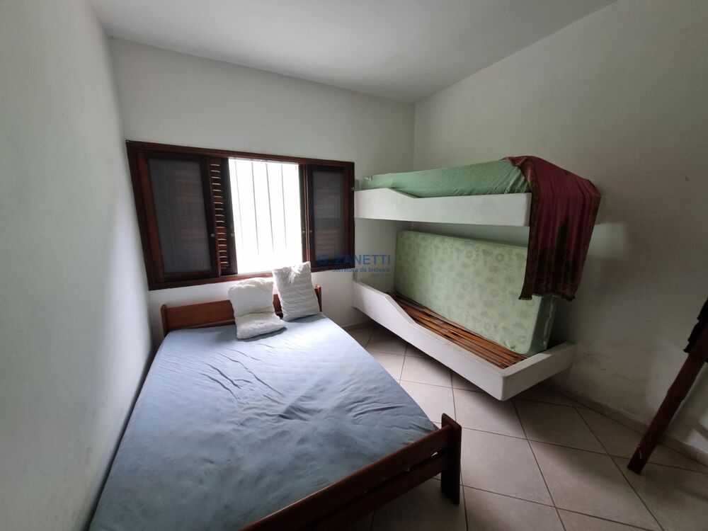 Casa, 5 quartos, 249 m² - Foto 2