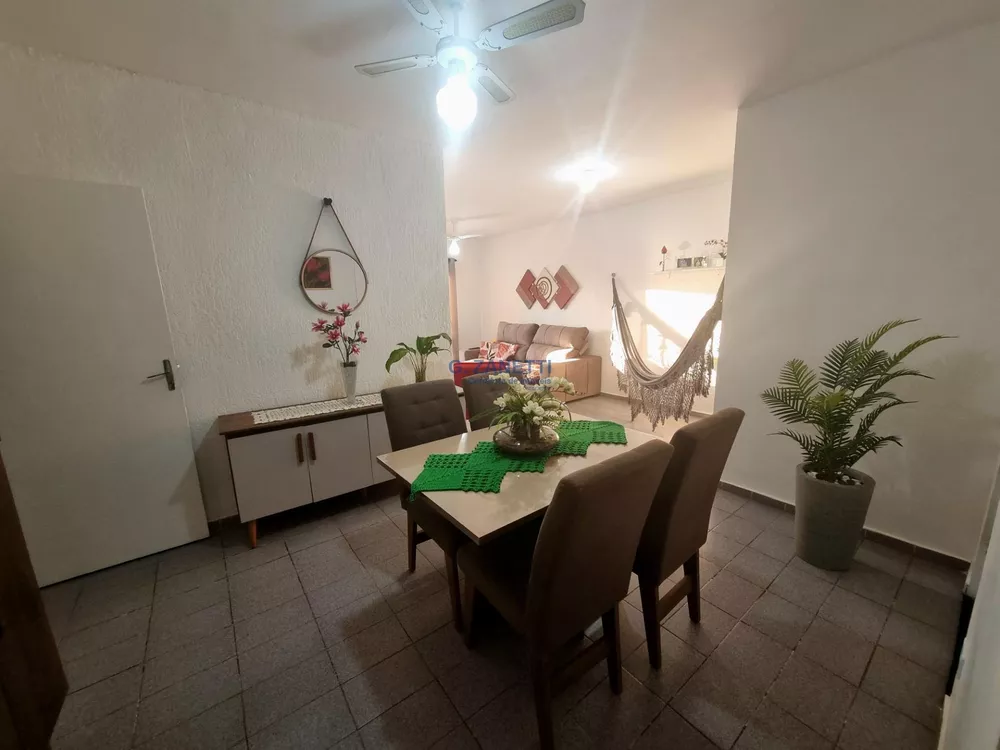 Apartamento à venda com 3 quartos, 90m² - Foto 3