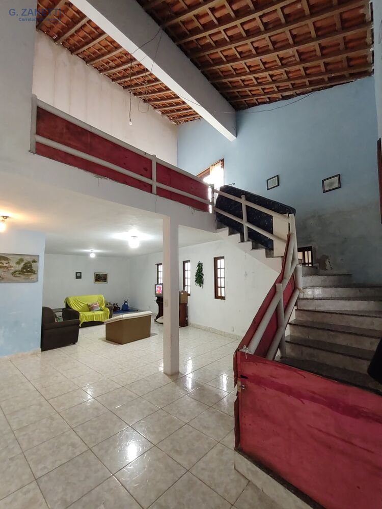 Casa, 4 quartos, 260 m² - Foto 2