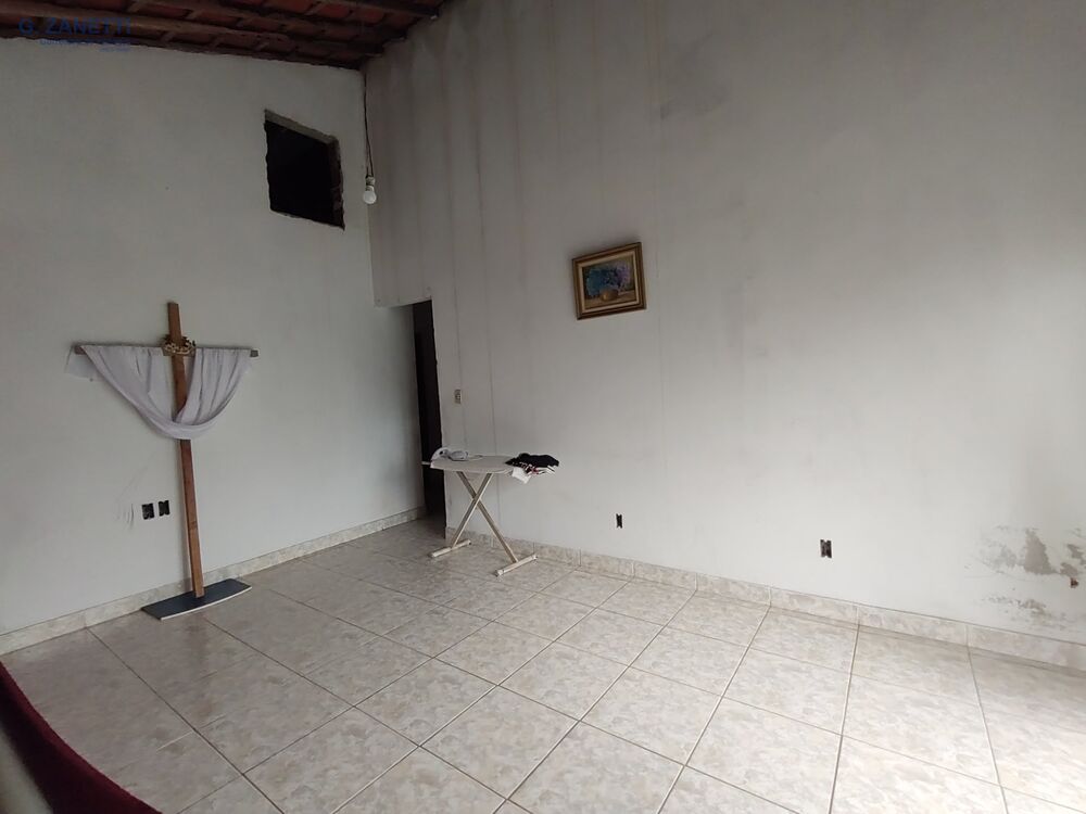Casa, 4 quartos, 260 m² - Foto 1