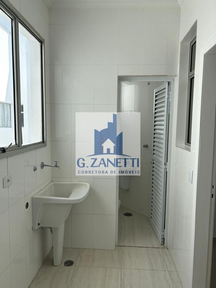 Cobertura, 3 quartos, 236 m² - Foto 2