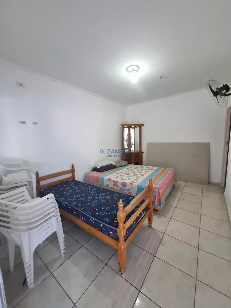 Casa à venda com 6 quartos, 160m² - Foto 5