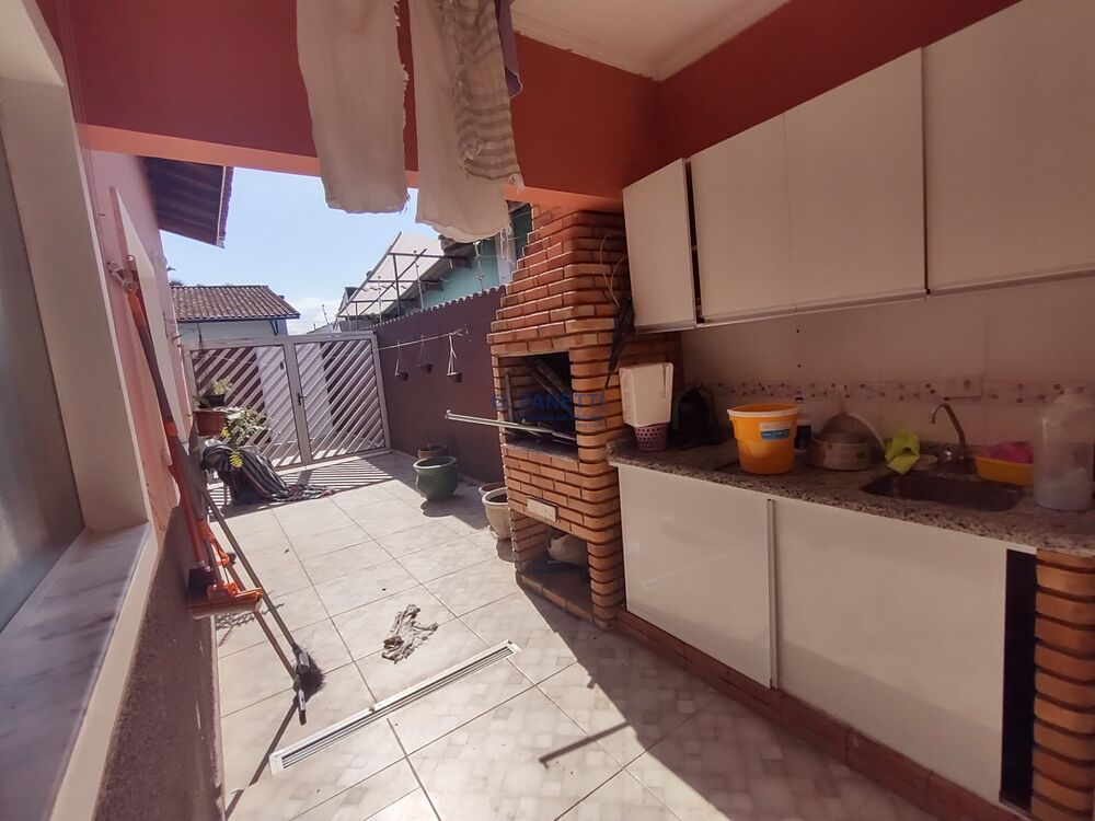Casa à venda com 3 quartos, 100m² - Foto 8