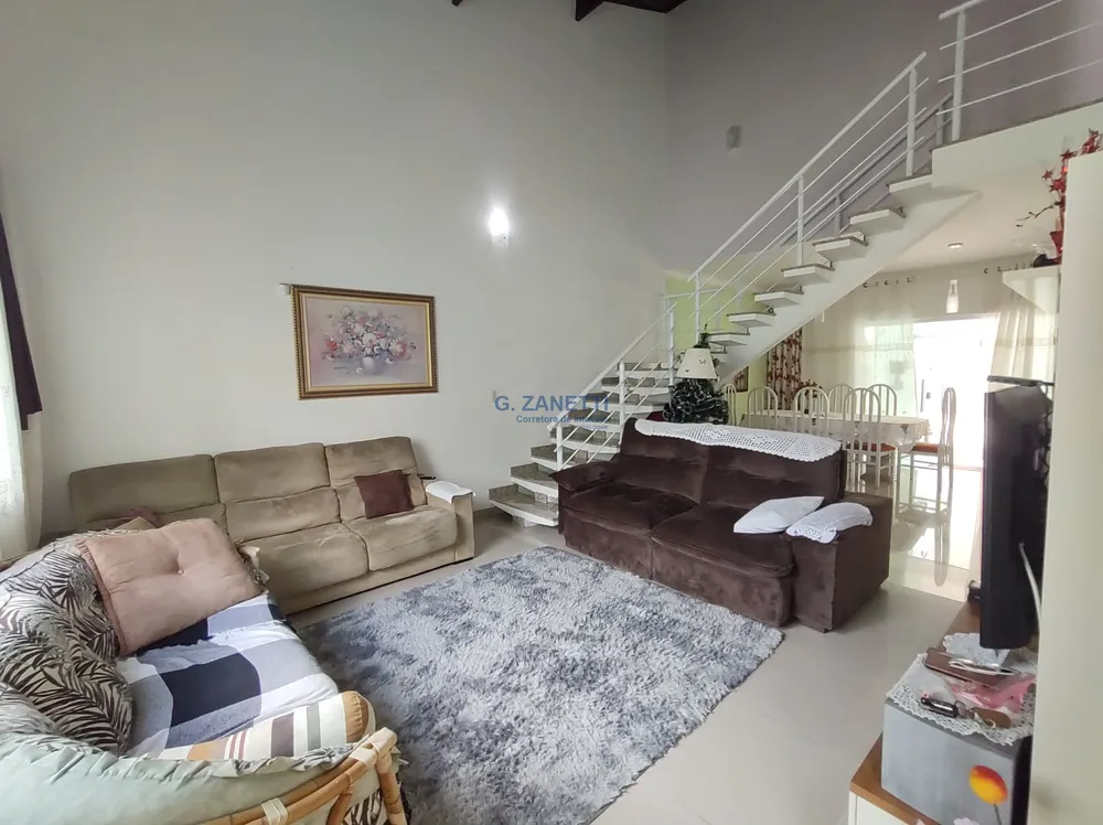 Casa, 4 quartos, 189 m² - Foto 2