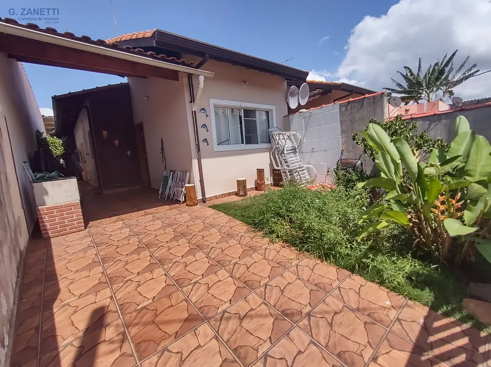 Casa, 3 quartos, 70 m² - Foto 1
