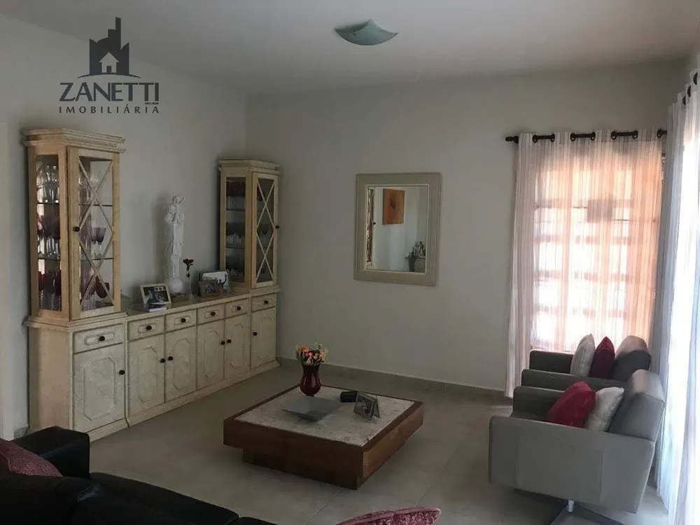 Casa, 3 quartos, 240 m² - Foto 10
