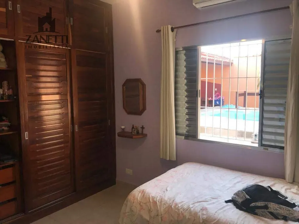Casa, 3 quartos, 240 m² - Foto 6