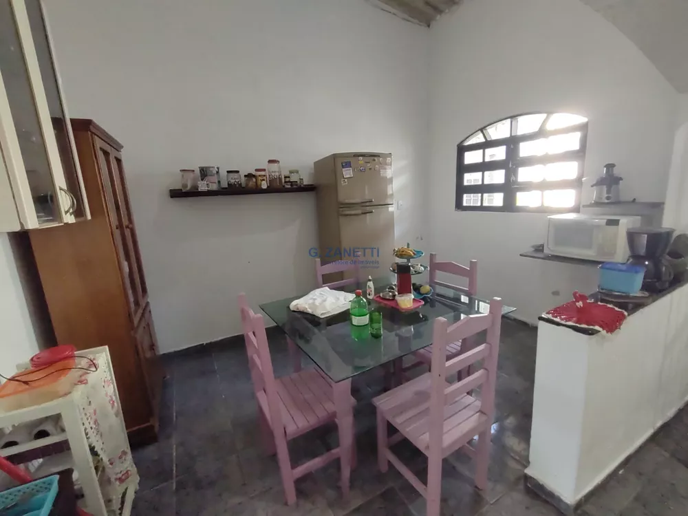 Casa à venda com 5 quartos, 75m² - Foto 30