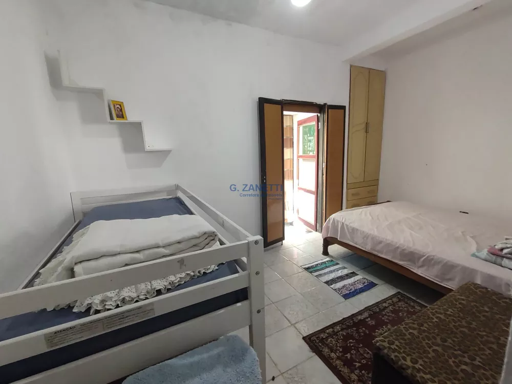 Casa à venda com 5 quartos, 75m² - Foto 33