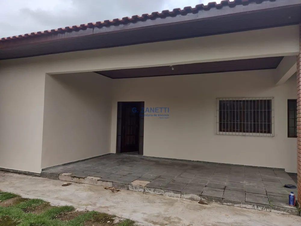 Casa, 4 quartos, 231 m² - Foto 1