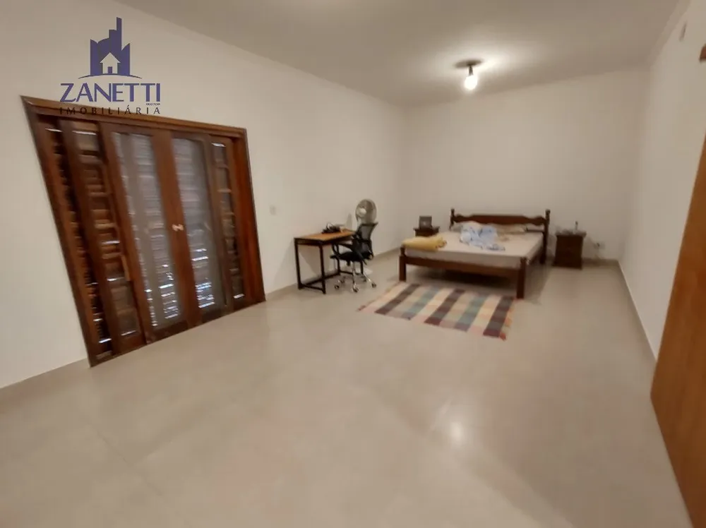 Casa, 4 quartos, 340 m² - Foto 3