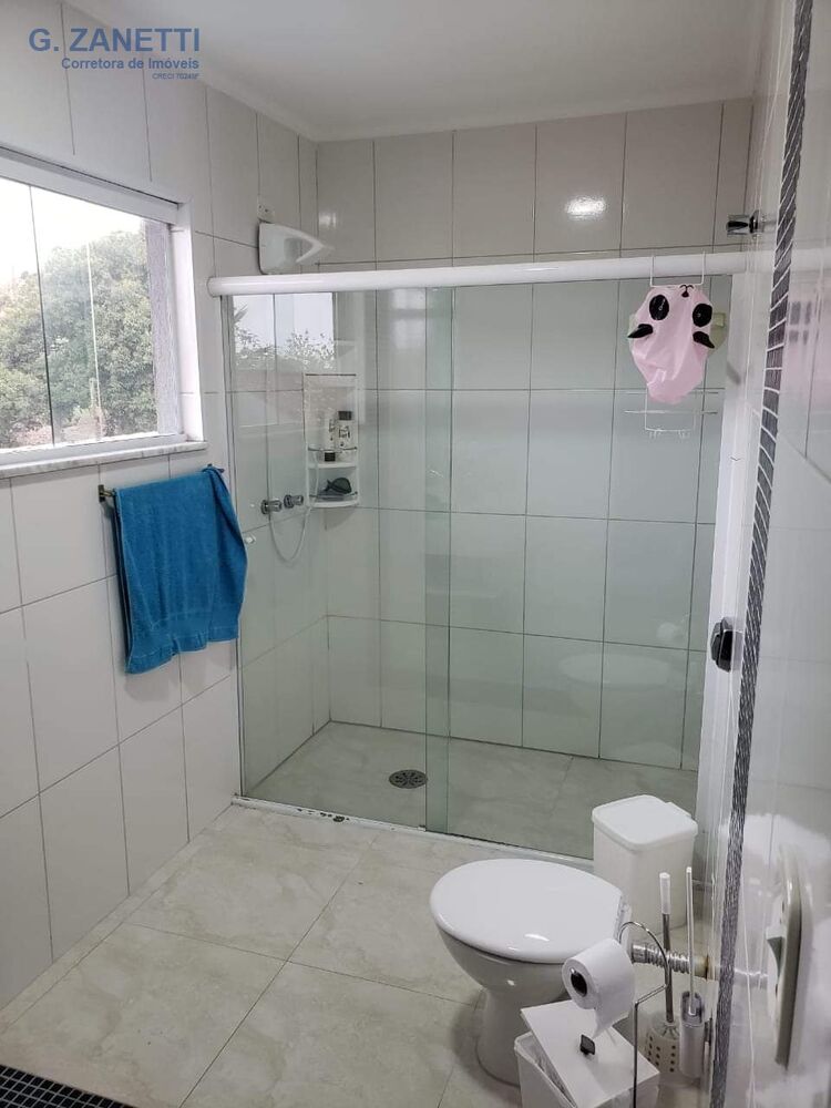 Sobrado, 3 quartos, 240 m² - Foto 3